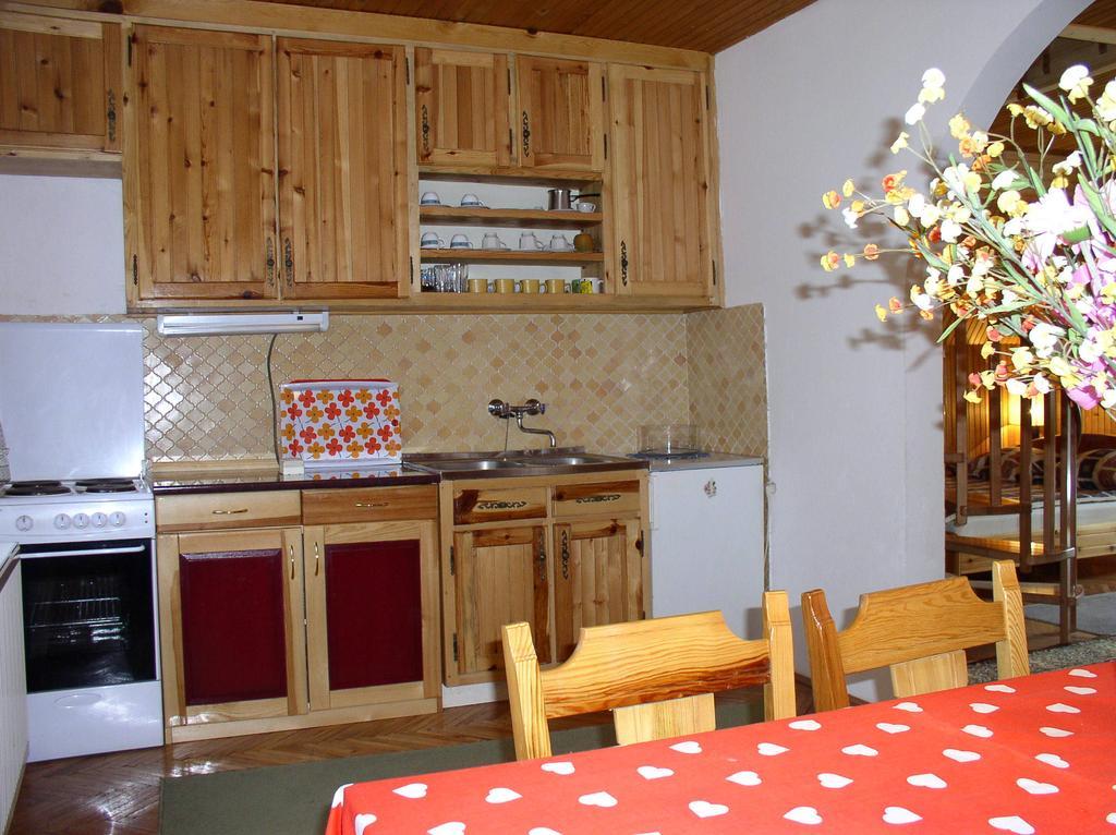 Apartmani U Borovoj Sumi Zlatibor Zimmer foto